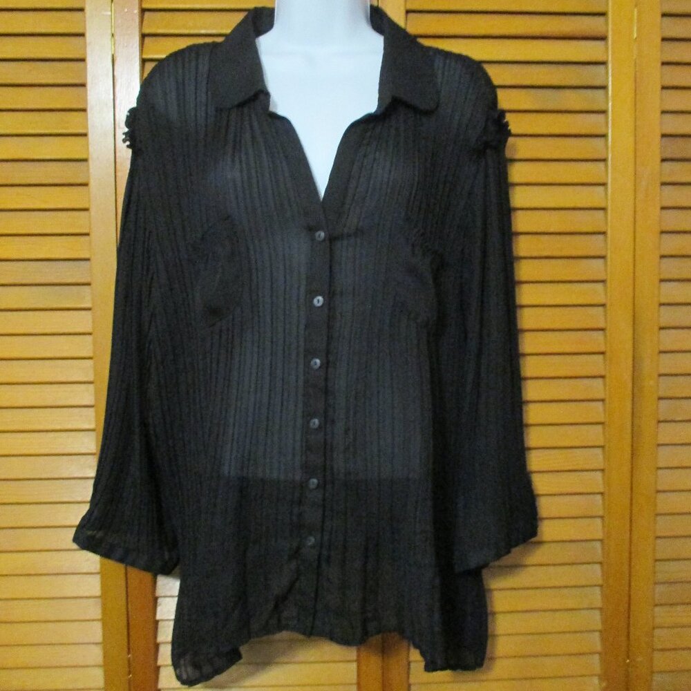 Bay Studio top black Whimsygoth feminine button down overshirt/blouse size XL